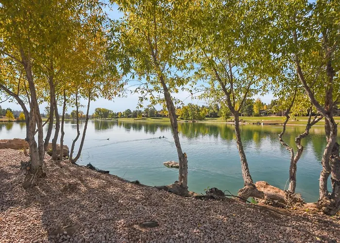 Delightful 1 Bdrm Country Club Retreat With Mt Elden Views!