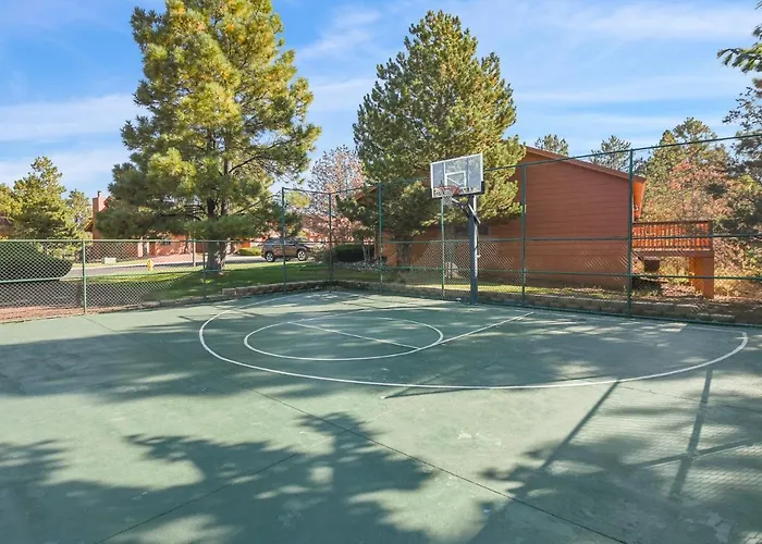 Delightful 1 Bdrm Country Club Retreat With Mt Elden Views!